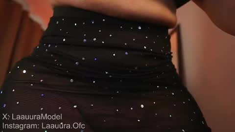 Snapshot of laauura_1 chatting on 26, 9, 2025 Only Fans laauura online show from 26, 9, 2025