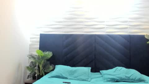 labrinthteasing online show from 6, 2, 2026