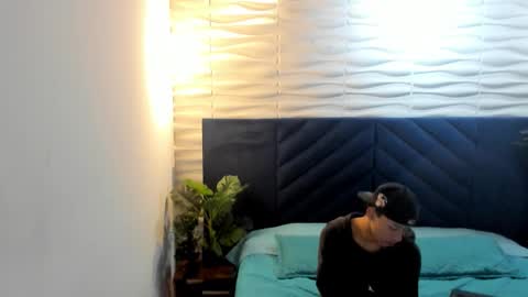 labrinthteasing online show from 15, 3, 2026