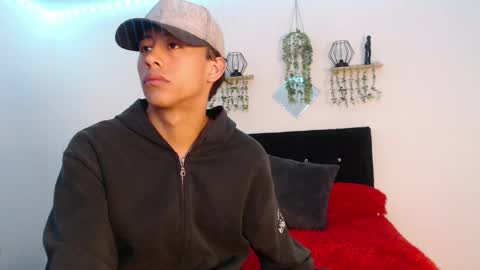 labrinthteasing online show from 12, 4, 2026