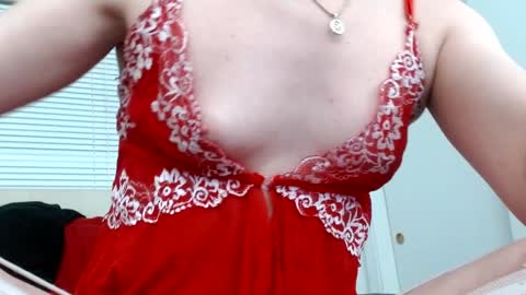 Lacey Phoenix online show from 13, 1, 2025