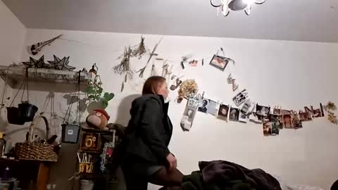 lacybell online show from 28, 3, 2026