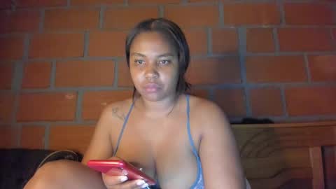 Snapshot of ladahear_ chatting on 10, 12, 2024 Akyra online show from 10, 12, 2024