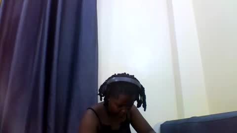 Snapshot of ladar2030 chatting on 6, 5, 2026 ladar2030 online show from 6, 5, 2026