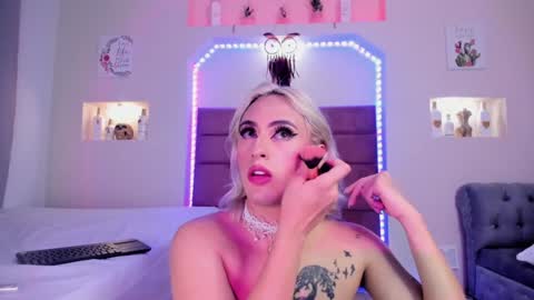 Snapshot of ladenandjuan chatting on 9, 1, 2025 Laden And Juan online show from 9, 1, 2025