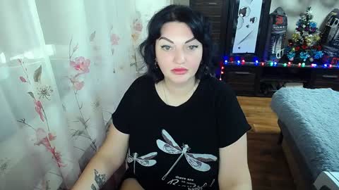 lady_boom_ online show from 7, 12, 2024