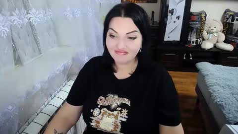 lady_boom_ online show from 16, 2, 2025