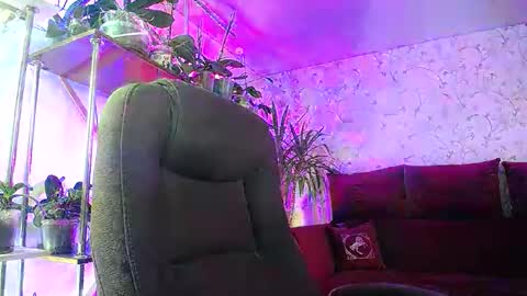 Lady Gloria online show from 3, 2, 2026