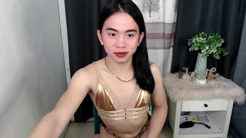 lady_marj000 online show from 22, 10, 2025