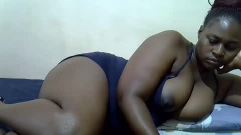 Snapshot of lady_veee chatting on 25, 5, 2026 vivi online show from 25, 5, 2026