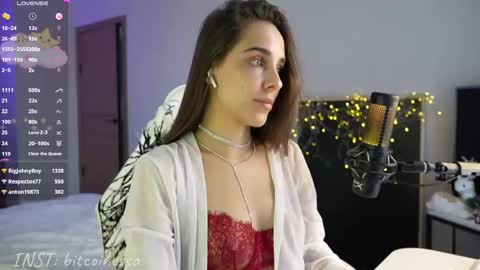 Snapshot of lady_white_snake chatting on 9, 1, 2025 lady_white_snake online show from 9, 1, 2025