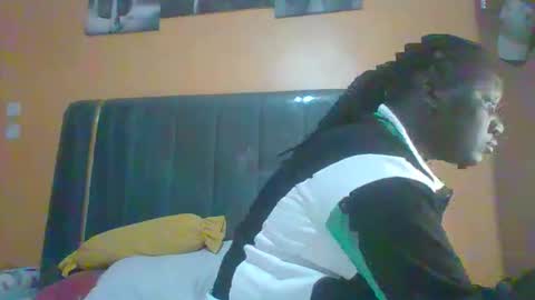 Snapshot of ladyblossoms19 chatting on 24, 5, 2026 lindah32 online show from 24, 5, 2026