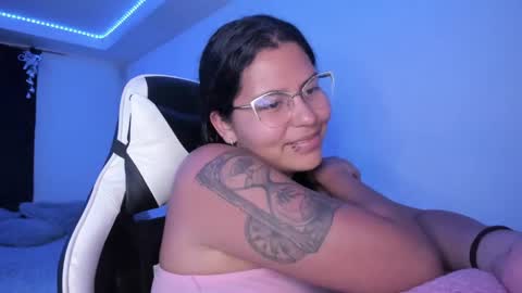  Lady  online show from 16, 1, 2025