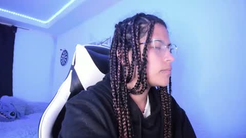  Lady  online show from 9, 2, 2025