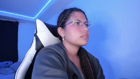  Lady  online show from 13, 2, 2025