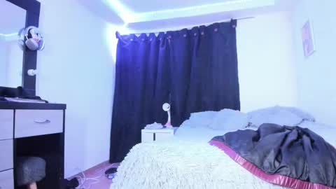  Lady  online show from 15, 11, 2025