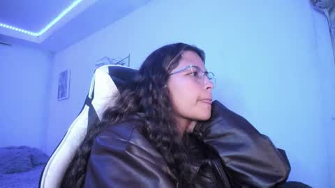  Lady  online show from 4, 2, 2026