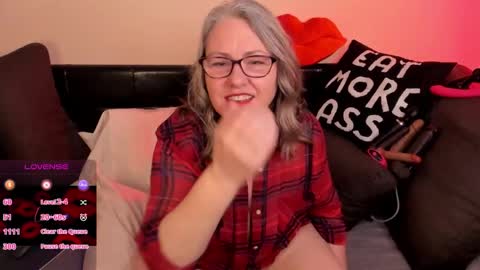 Snapshot of ladylanaxo chatting on 11, 2, 2026 Next Stream online show from 11, 2, 2026