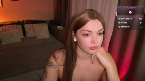 ladylancaster online show from 18, 4, 2026