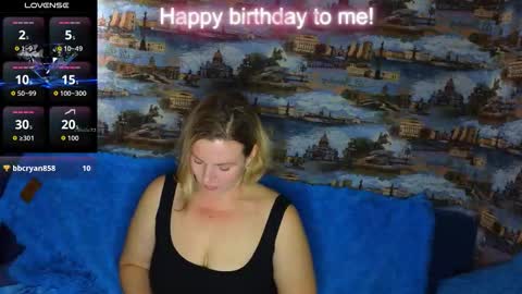 Snapshot of ladylucky_ chatting on 11, 9, 2025 ladylucky_ online show from 11, 9, 2025