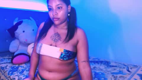 Snapshot of ladypussy69779756 chatting on 3, 2, 2026 laura online show from 3, 2, 2026