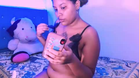 Snapshot of ladypussy69779756 chatting on 4, 2, 2026 laura online show from 4, 2, 2026