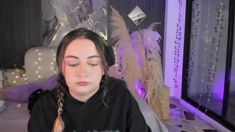 Lady  online show from 19, 2, 2026