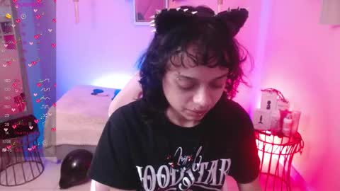 Snapshot of ladywawy_ chatting on 2, 10, 2025 Ladywawy online show from 2, 10, 2025