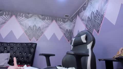 Ladyy Scarlett online show from 19, 12, 2025