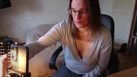 Lea online show from 2, 3, 2025