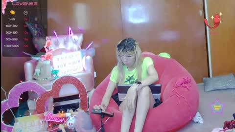 Skinnygirl online show from 21, 4, 2026