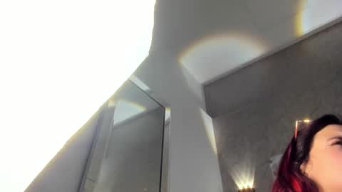 Snapshot of laia_jonees chatting on 25, 4, 2026 Laia online show from 25, 4, 2026