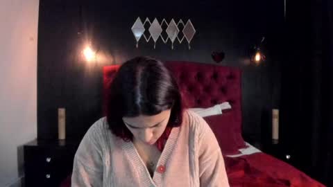 Snapshot of laia_jonees chatting on 9, 5, 2026 Laia online show from 9, 5, 2026