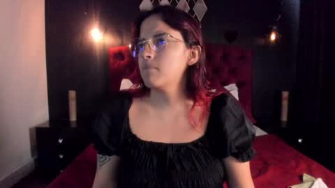 Snapshot of laia_jonees chatting on 27, 5, 2026 Laia online show from 27, 5, 2026