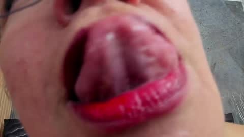 Snapshot of lailacastillomilf chatting on 23, 4, 2026 Lailacastillo online show from 23, 4, 2026