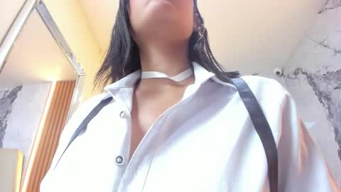 Snapshot of lailamorfy chatting on 31, 10, 2025 online show from 31, 10, 2025