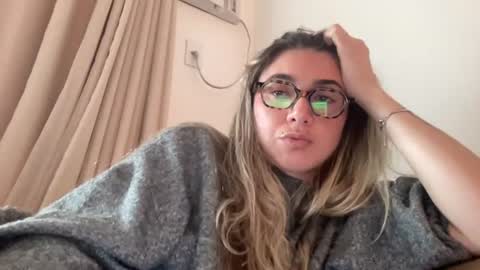 Snapshot of lailayourangel chatting on 25, 6, 2026 lailayourangel online show from 25, 6, 2026
