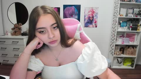 Snapshot of lain__ chatting on 20, 12, 2024 Kira online show from 20, 12, 2024