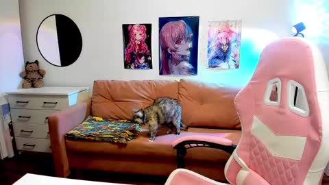 Snapshot of lain__ chatting on 17, 9, 2025 Kira online show from 17, 9, 2025