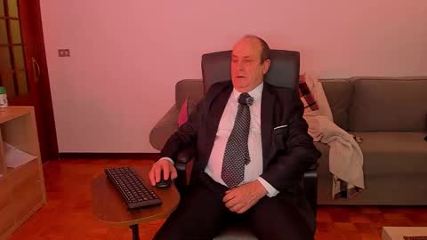 Snapshot of lajose52 chatting on 23, 11, 2025 lajose52 online show from 23, 11, 2025