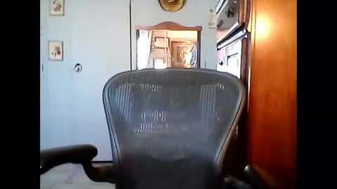 Snapshot of lakewood4523 chatting on 29, 10, 2025 Carlosss online show from 29, 10, 2025