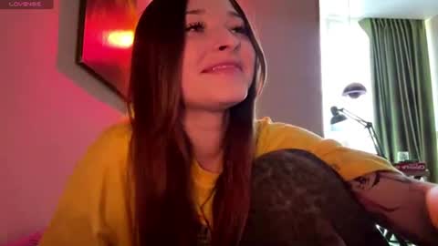 Snapshot of lakiaeskuchen chatting on 18, 6, 2026 Hello guys Im Ann online show from 18, 6, 2026