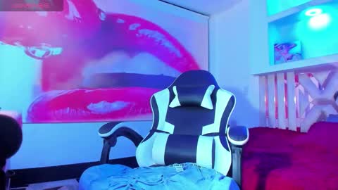 Lala clark online show from 26, 9, 2025