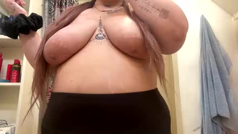Snapshot of lalaaacx3 chatting on 18, 2, 2025 lalaaacx3 online show from 18, 2, 2025