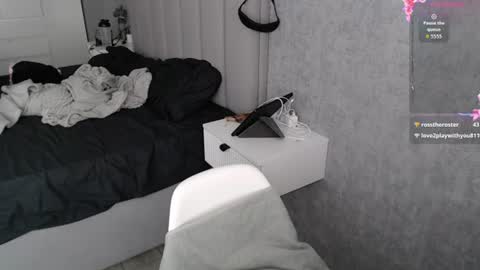 Snapshot of lallixanni chatting on 20, 6, 2026 Mia online show from 20, 6, 2026