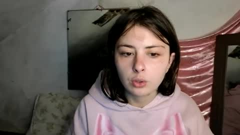 Snapshot of lama111111mama chatting on 10, 6, 2026 I work 5PM to 9 PM EST New York online show from 10, 6, 2026