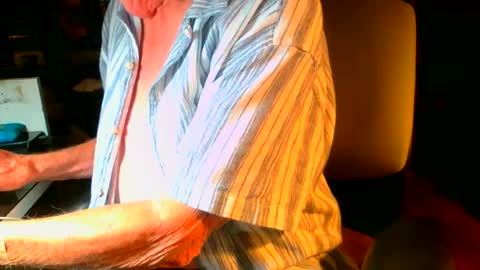 lamarbrazil online show from 2, 12, 2025