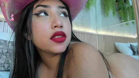 Snapshot of lana_lann chatting on 24, 1, 2025 lana_lann online show from 24, 1, 2025