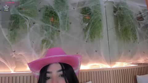 Snapshot of lana_lann chatting on 11, 10, 2025 lana_lann online show from 11, 10, 2025