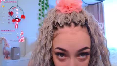 Milana online show from 25, 2, 2025